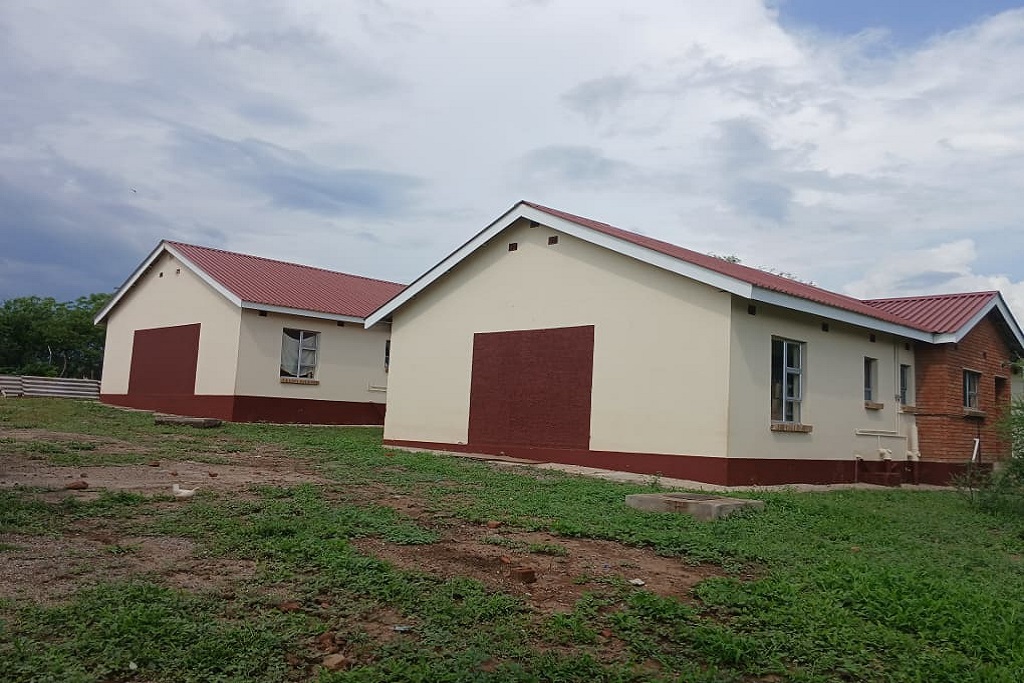 Riverside Luxury Homes